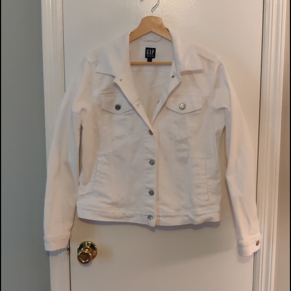 Gap medium white denim jacket